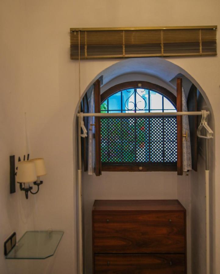 Casa Del Mayorazgo Con Plaza De Parking Privada Vejer de la Frontera Luaran gambar